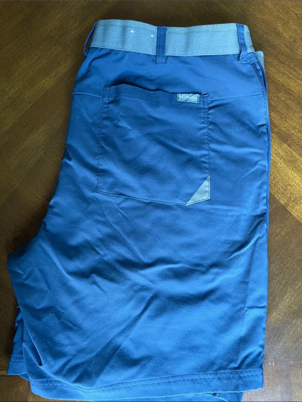 Columbia Men's Flat-Front Navy Performance Shorts